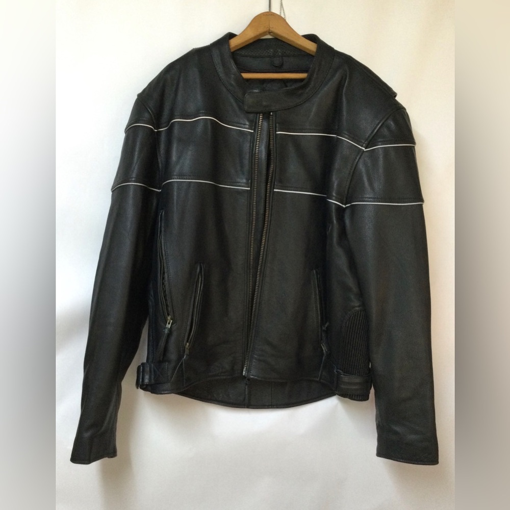 Eagle Leather Riding Jacket.    XL